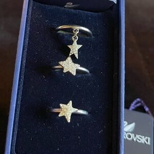 Sliver star 3 ring Swarovski set. SIZE 7.